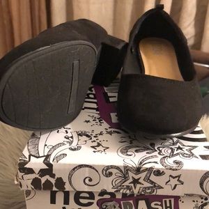 Black casual shoe new in the box Size 9 1/2